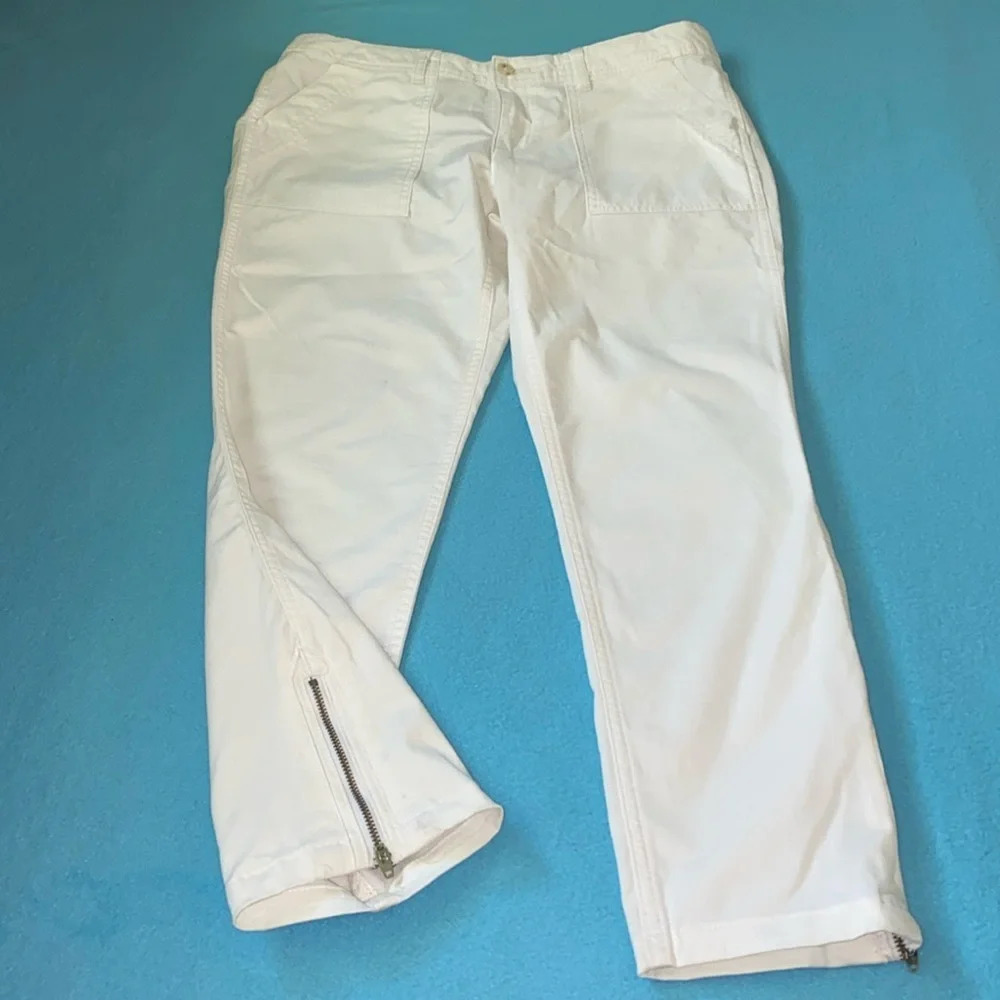 BANANA REPUBLIC Ryan Fit side ankle zippers white 4 pockets straight leg size 6